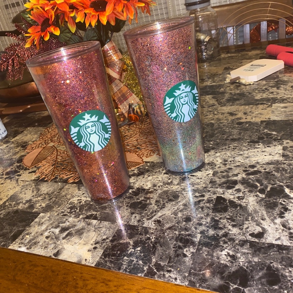 Custom made venti cups